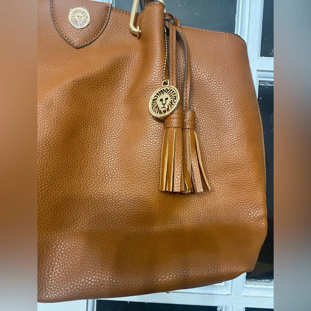 Anne Klein Tan Tote with Gold Accents - Picture 4 of 12